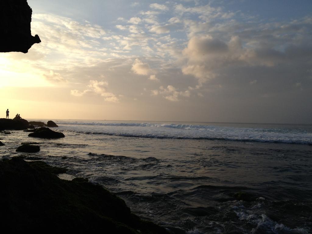 Waroeng Surya Home Stay Uluwatu Kültér fotó